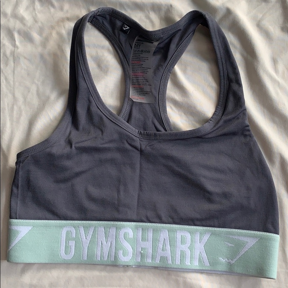 SALE!! GymShark sports bra women’s